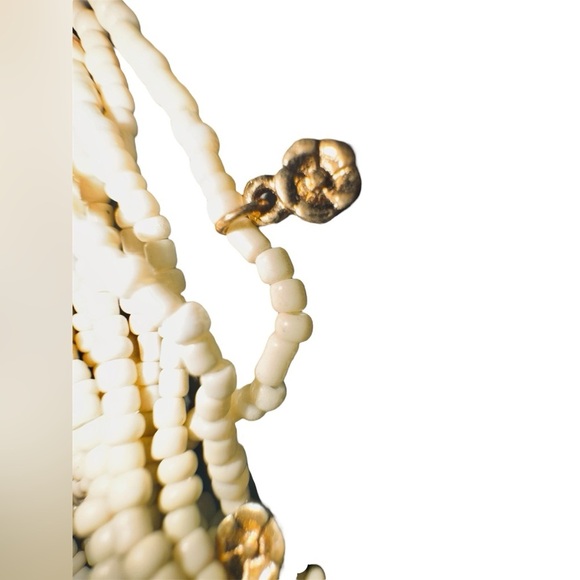 “Time and Tru” GORGEOUS CREAM COLORED NECKLACE NWOT - Picture 4 of 9